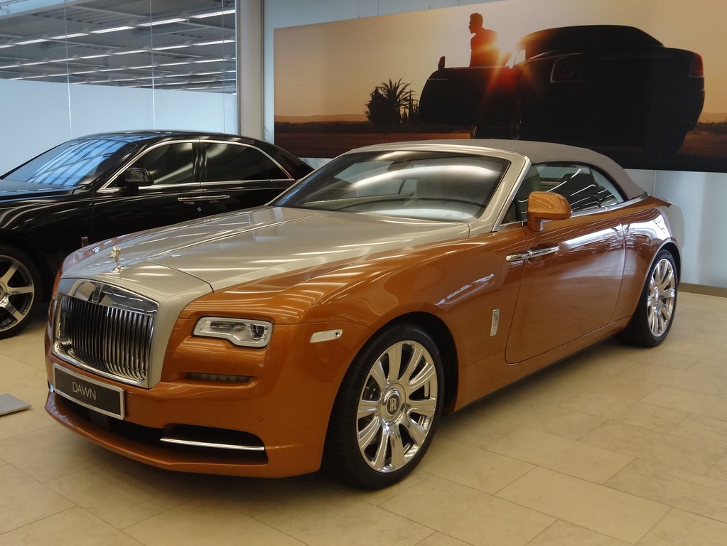 Rolls Royce Dawn V12